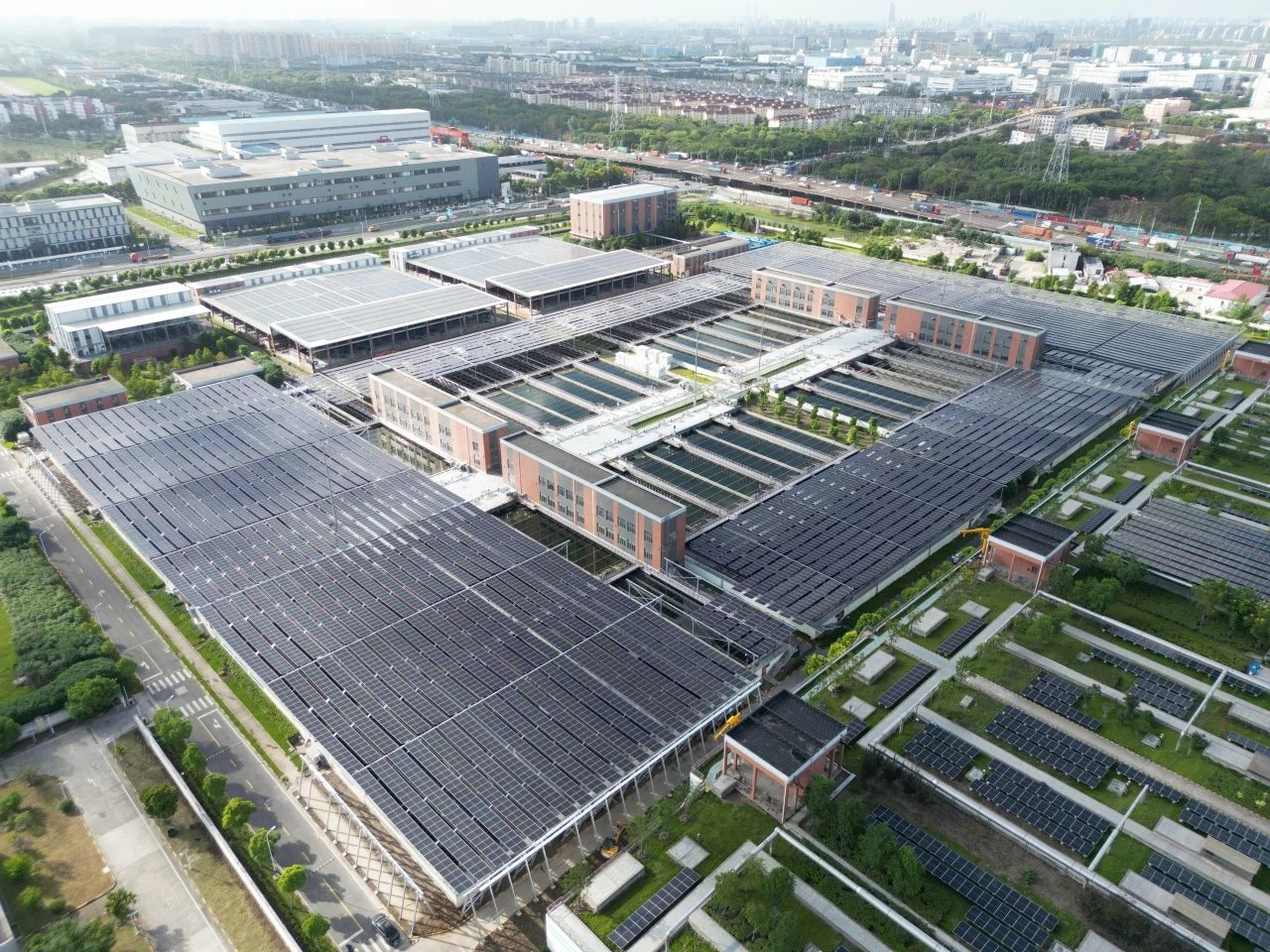 光伏赋能 电竞博彩平台
绘就高质量发展亮丽底色