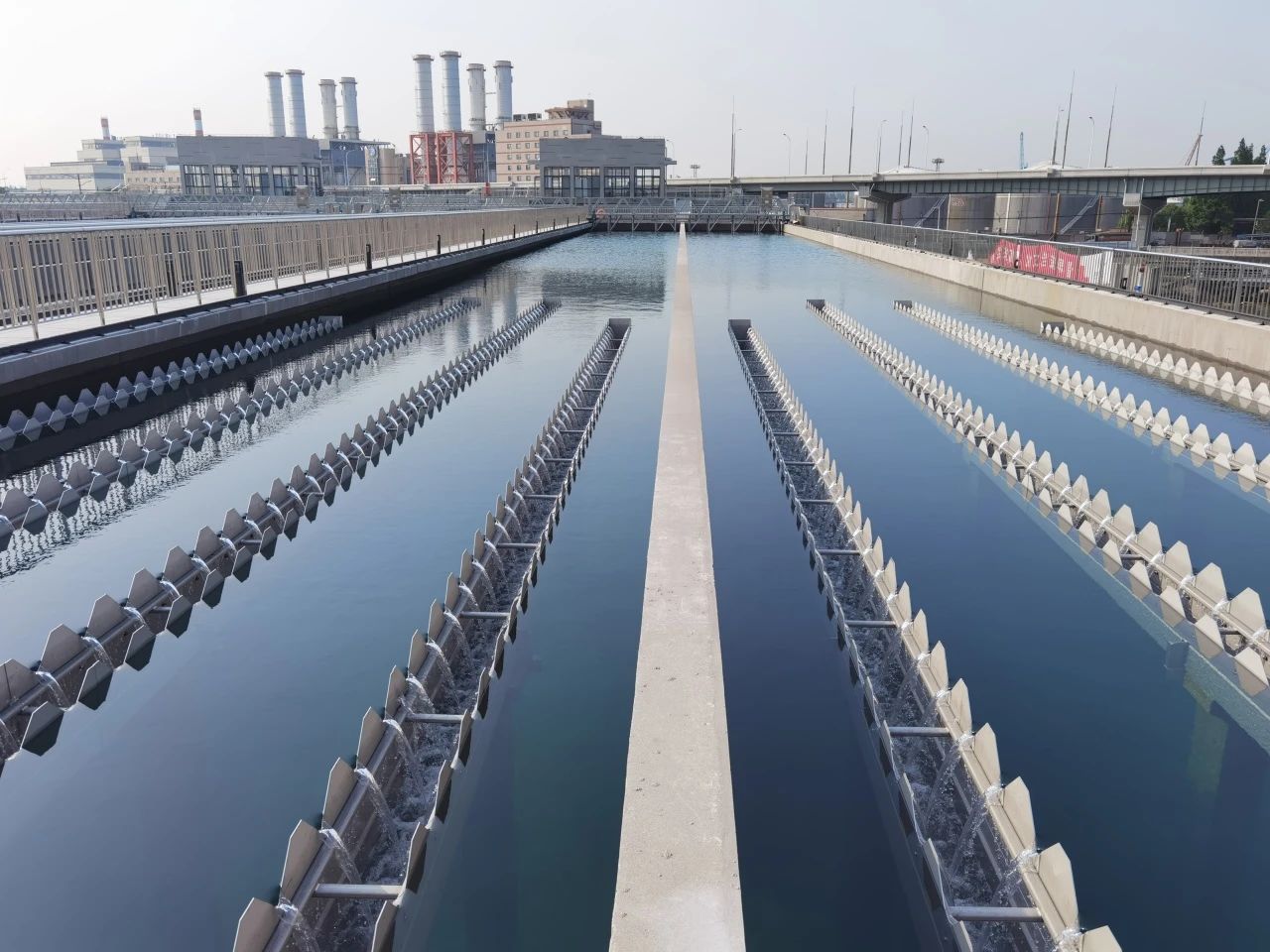 电竞博彩平台
制水公司闸北水厂改建工程具备通水条件